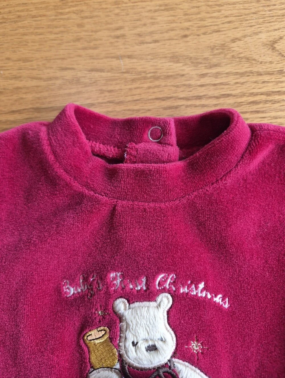 Vintage Classic Pooh Disney Baby First Christmas Velour Set 3pc Romper Bib Y2K